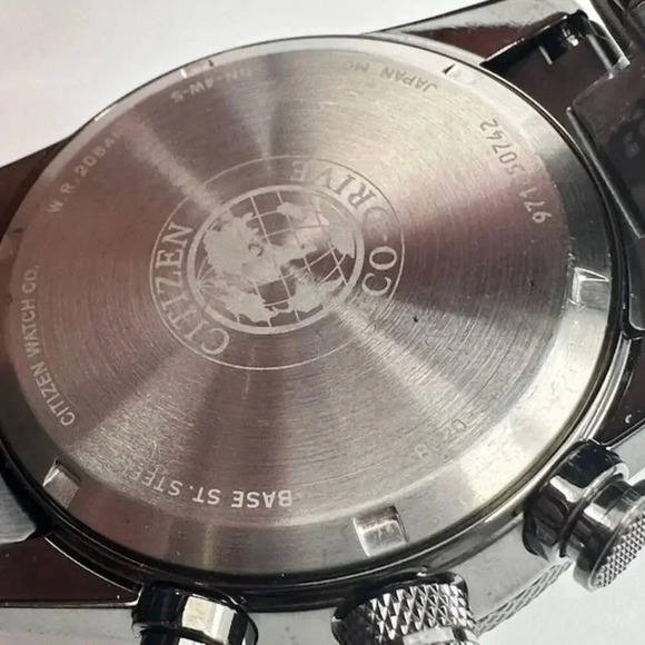 NEW Citizen Eco-Drive Nighthawk Watch Grey Stainless Steel Charcoal Grey Dial - Picture 6 of 7